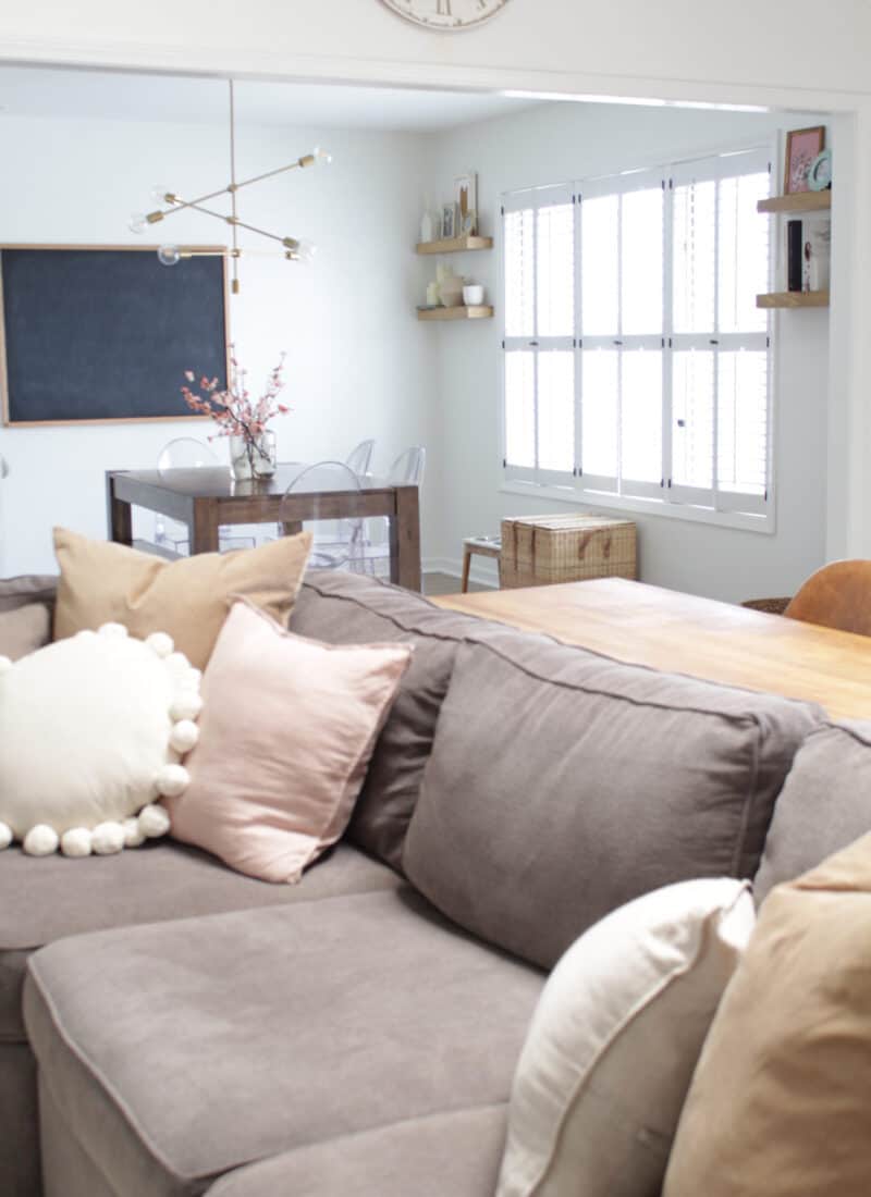 How to Style Sectional Pillows