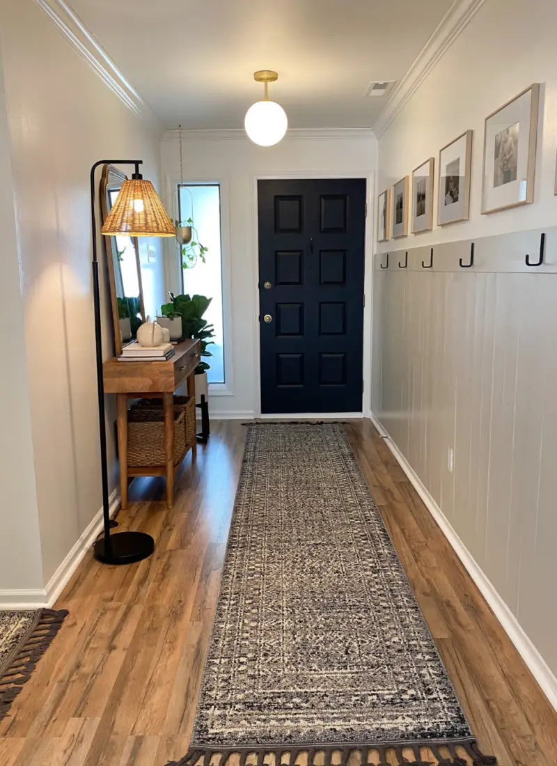 Entryway Accent Wall – Functional & Welcoming